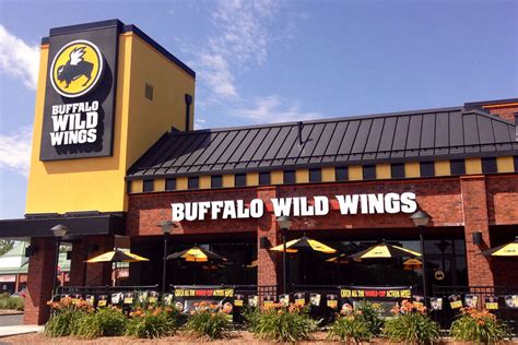 Visit the Buffalo Wild Wings in undefined, FL to gettogether with your friends, watch sports, drink beer, and eat wings.
